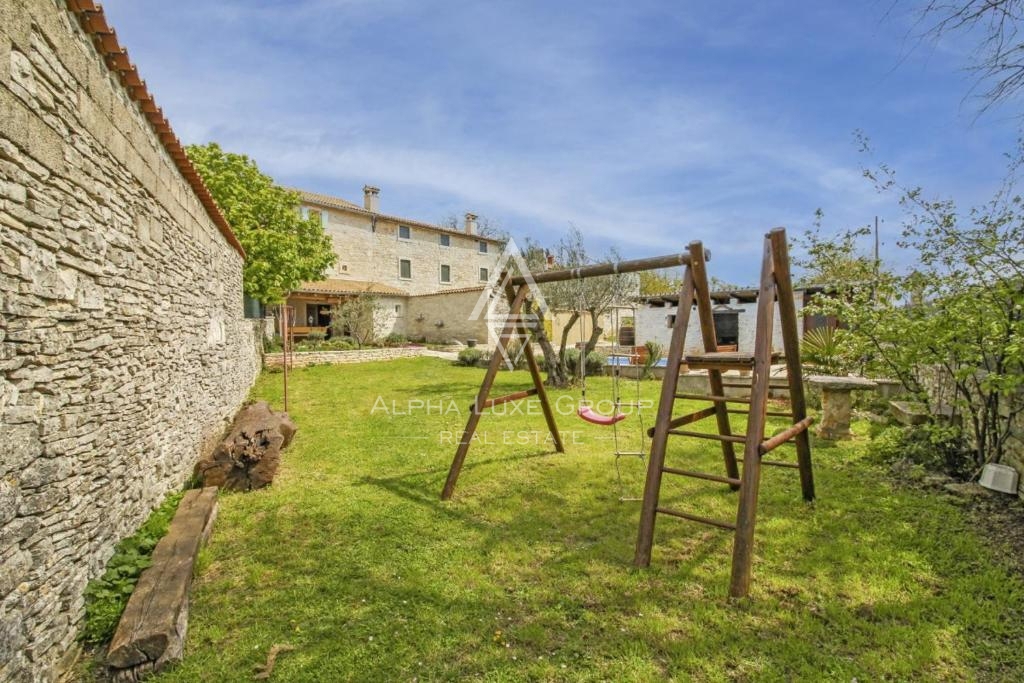 Svetvinčenat, Istria – Autentica casa in pietra con piscina