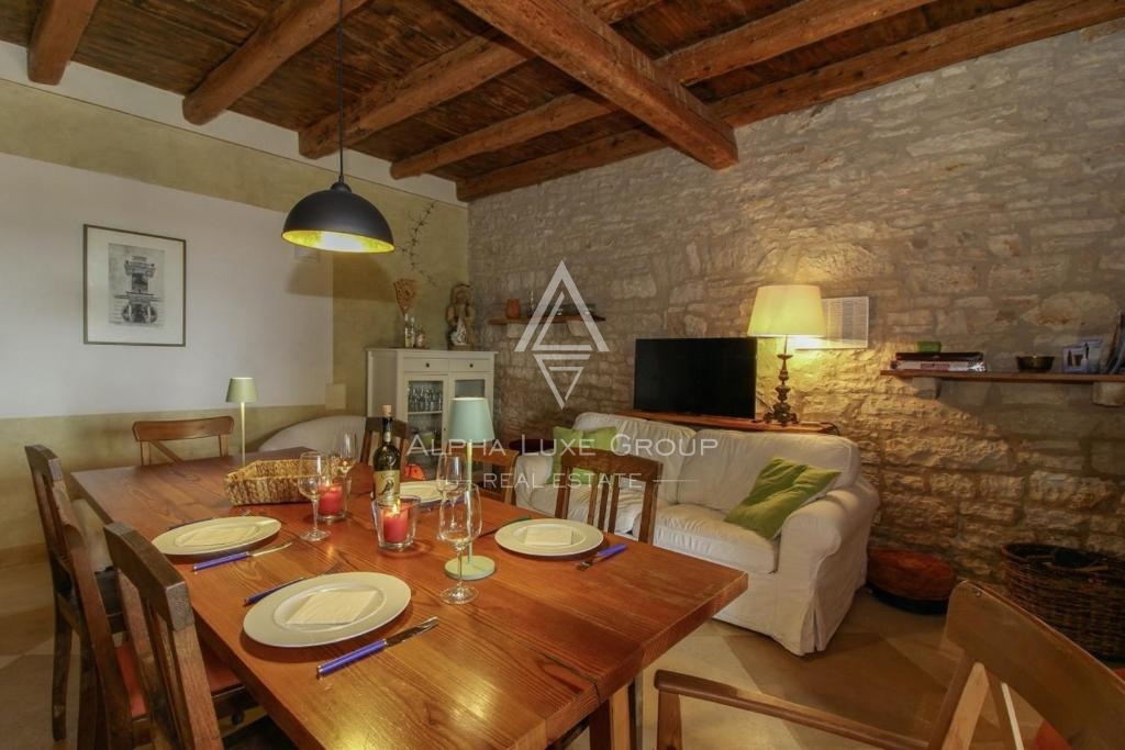 Svetvinčenat, Istria – Autentica casa in pietra con piscina