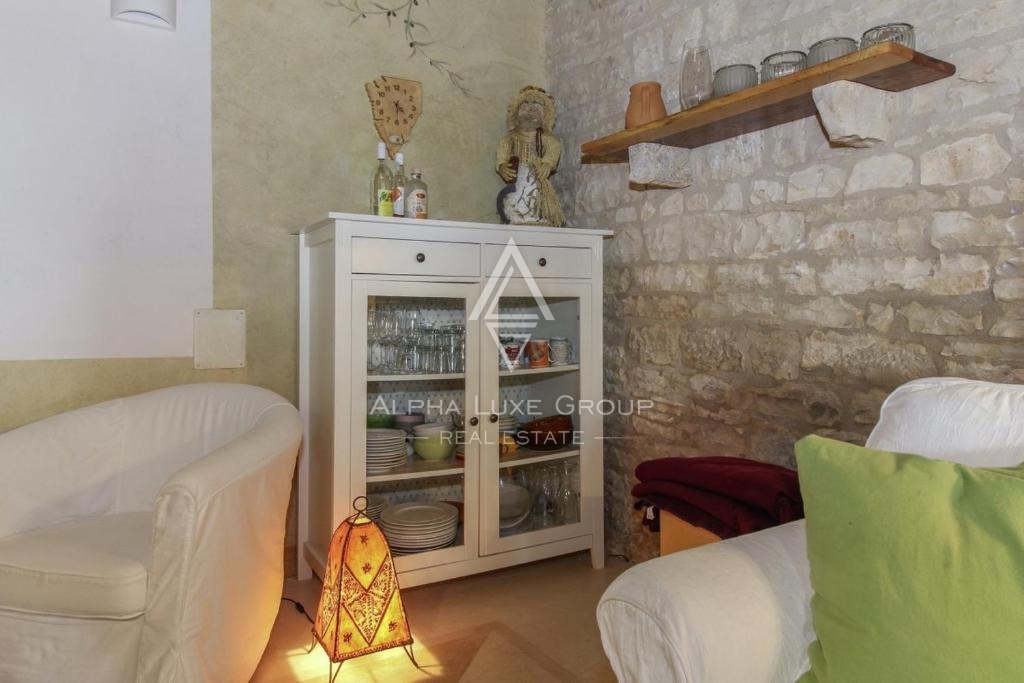 Svetvinčenat, Istria – Autentica casa in pietra con piscina