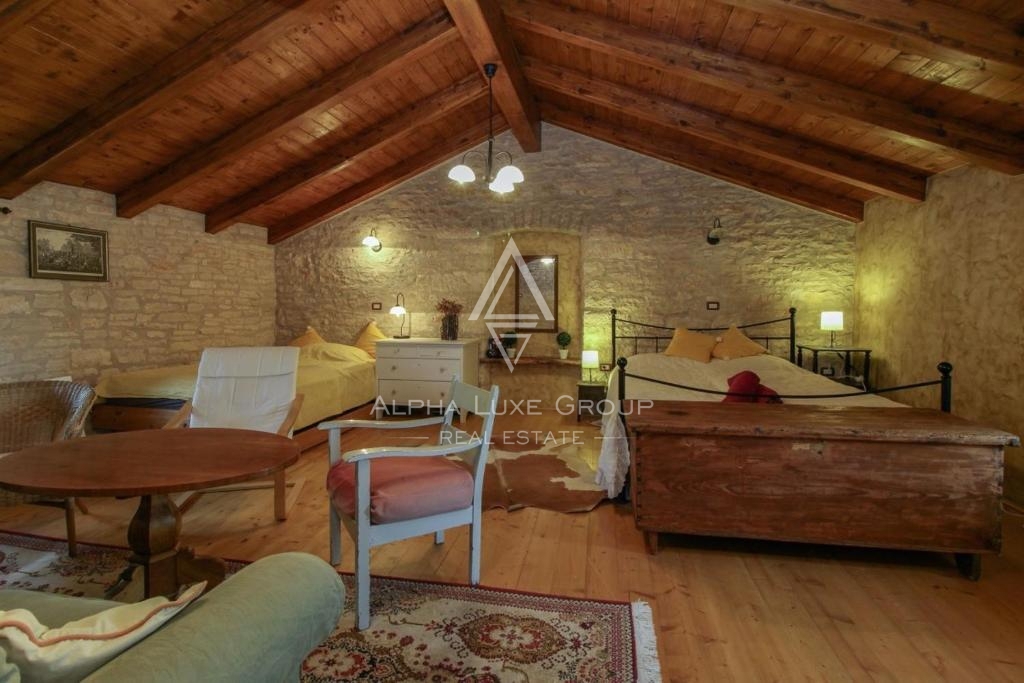 Svetvinčenat, Istria – Autentica casa in pietra con piscina