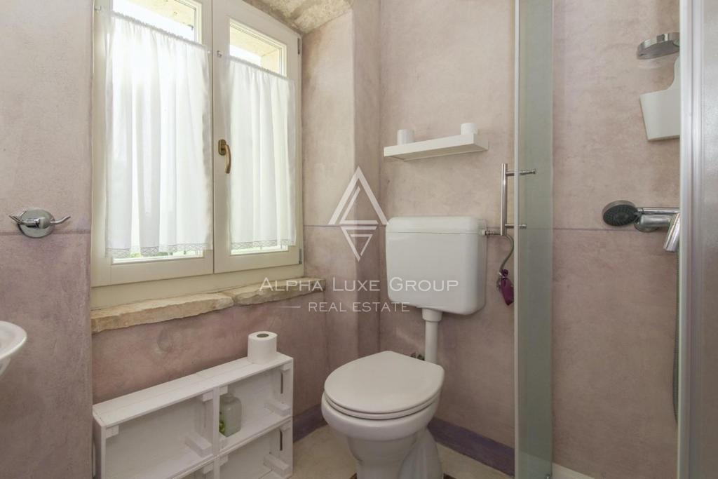 Svetvinčenat, Istria – Autentica casa in pietra con piscina