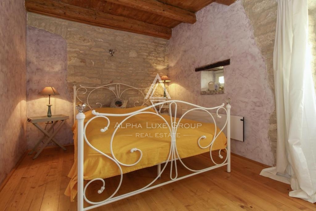 Svetvinčenat, Istria – Autentica casa in pietra con piscina