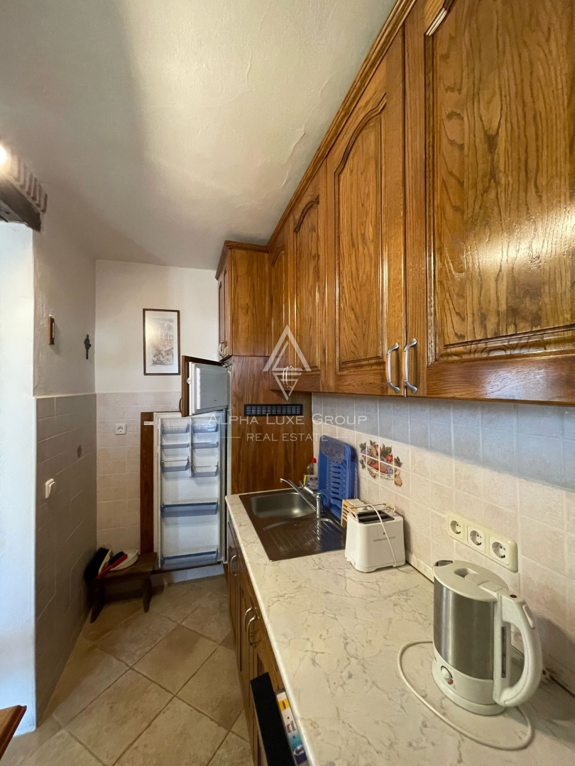 Tar, Istria – Casa in pietra con due appartamenti e giardino