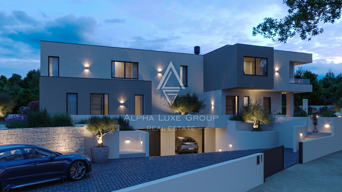 Rovinj, Istria – Villa elegante con piscina e garage vicino