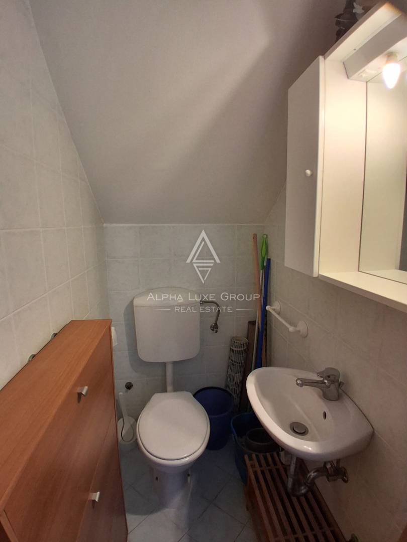 Poreč, Istria: Appartamento su due livelli con terrazza