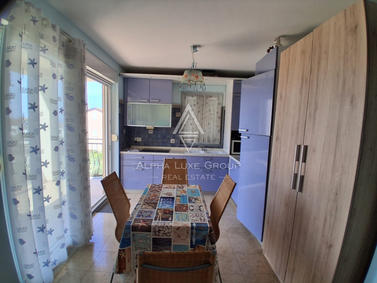 Poreč, Istria: Appartamento su due livelli con terrazza