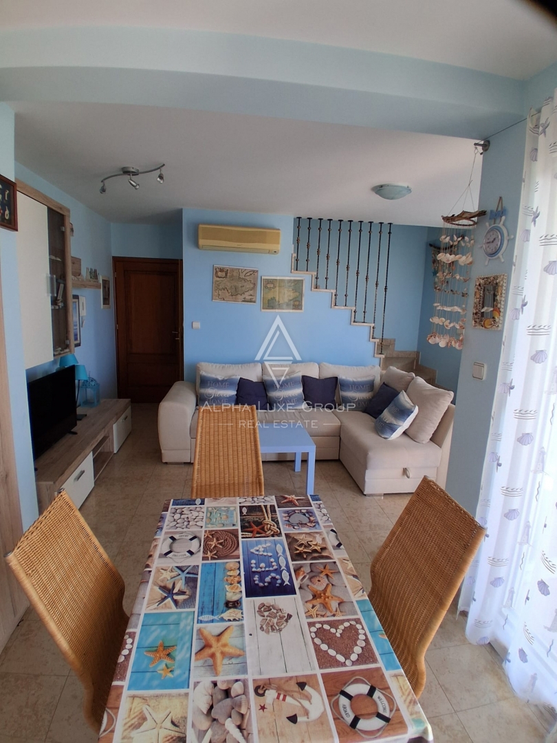 Poreč, Istria: Appartamento su due livelli con terrazza