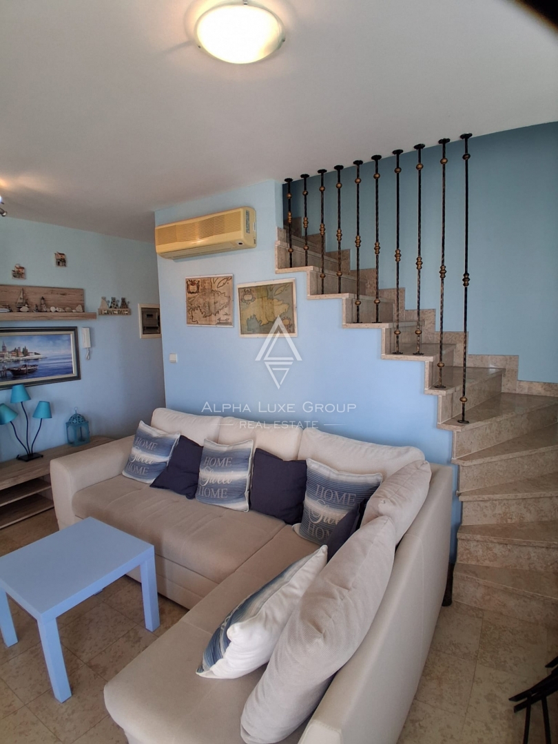 Poreč, Istria: Appartamento su due livelli con terrazza