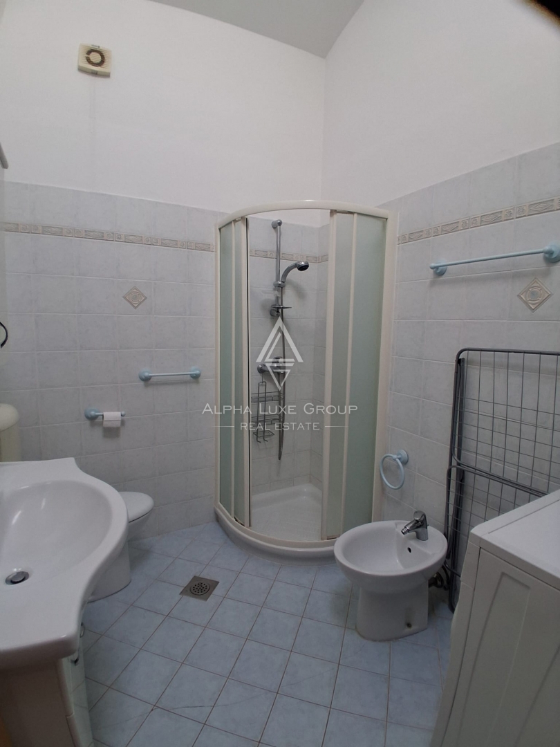 Poreč, Istria: Appartamento su due livelli con terrazza