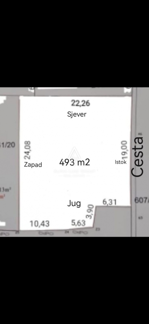Istria, Buie: Terreno edificabile tranquillo vicino Umago