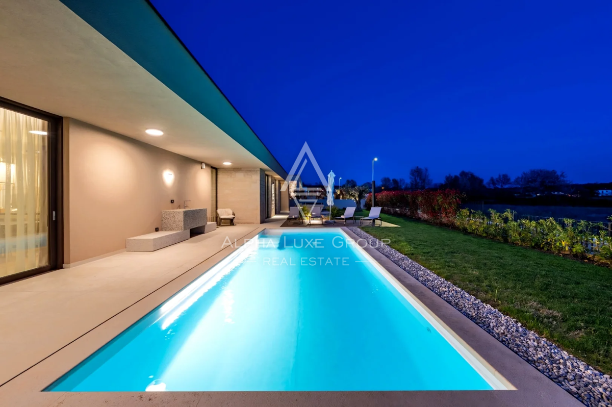 Istria, Poreč: Villa moderna con piscina e privacy