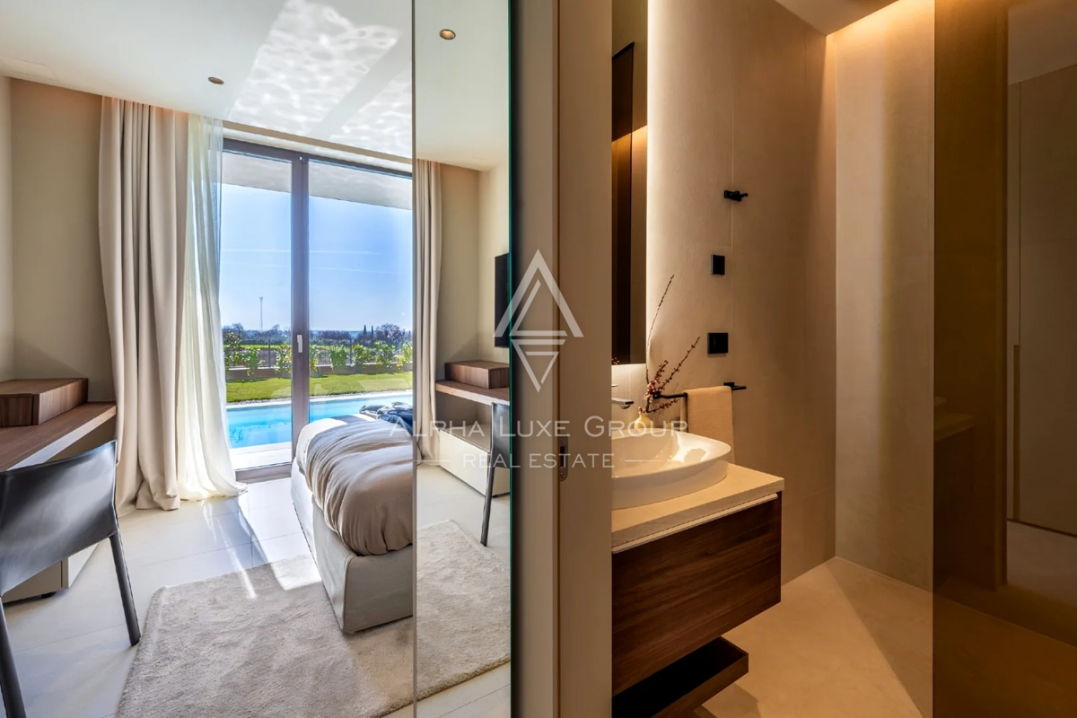 Istria, Poreč: Villa moderna con piscina e privacy