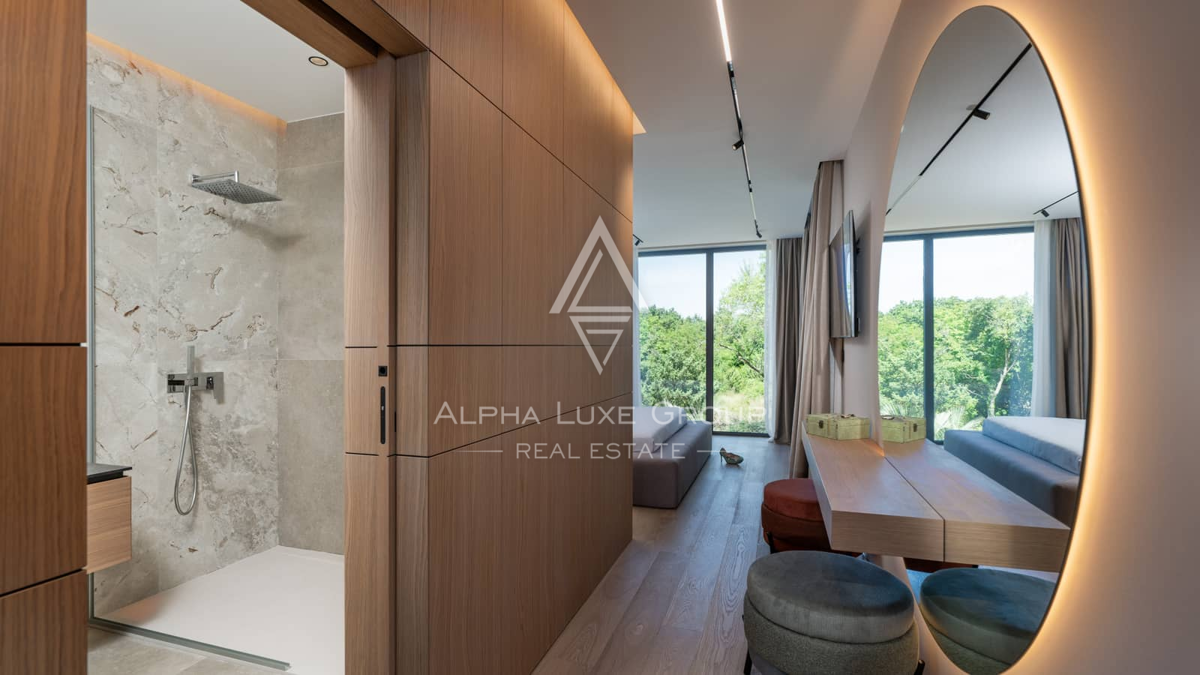 Istria, Krnica: Villa moderna con panorama mare