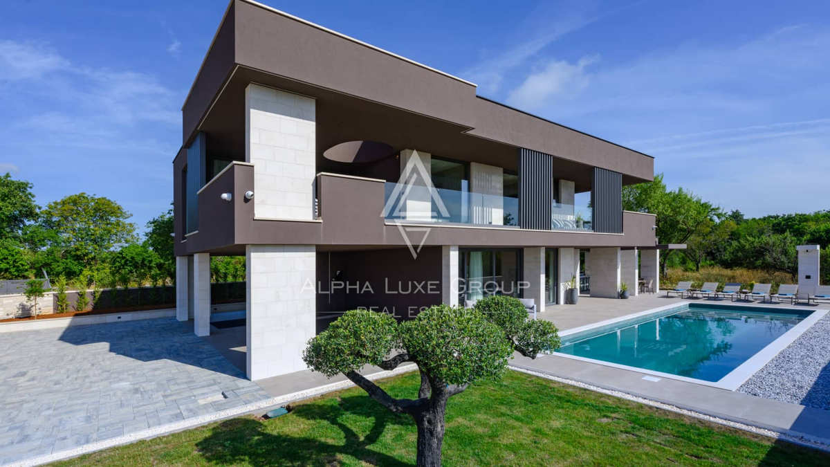 Istria, Krnica: Villa moderna con panorama mare