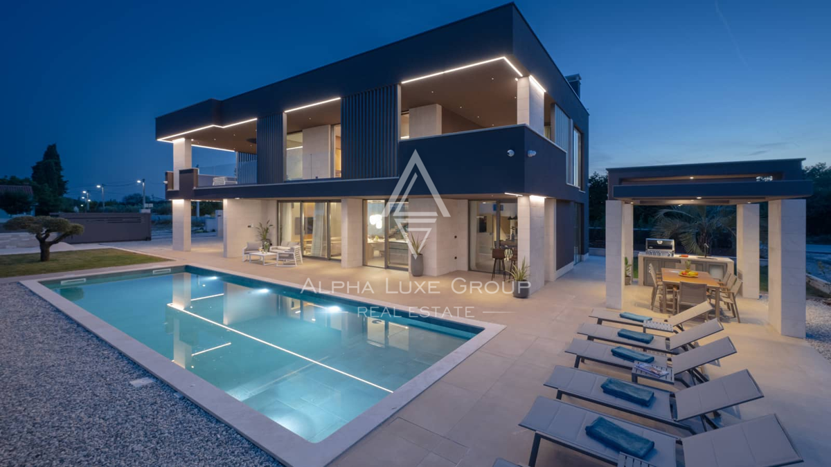 Istria, Krnica: Villa moderna con panorama mare