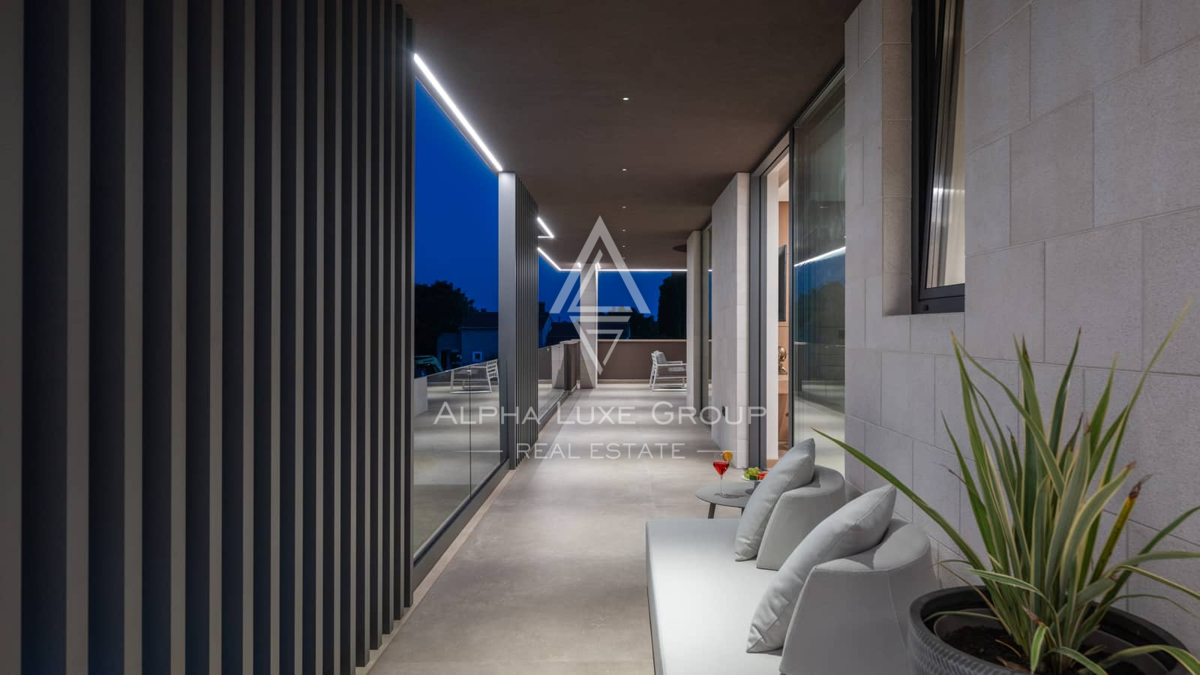 Istria, Krnica: Villa moderna con panorama mare