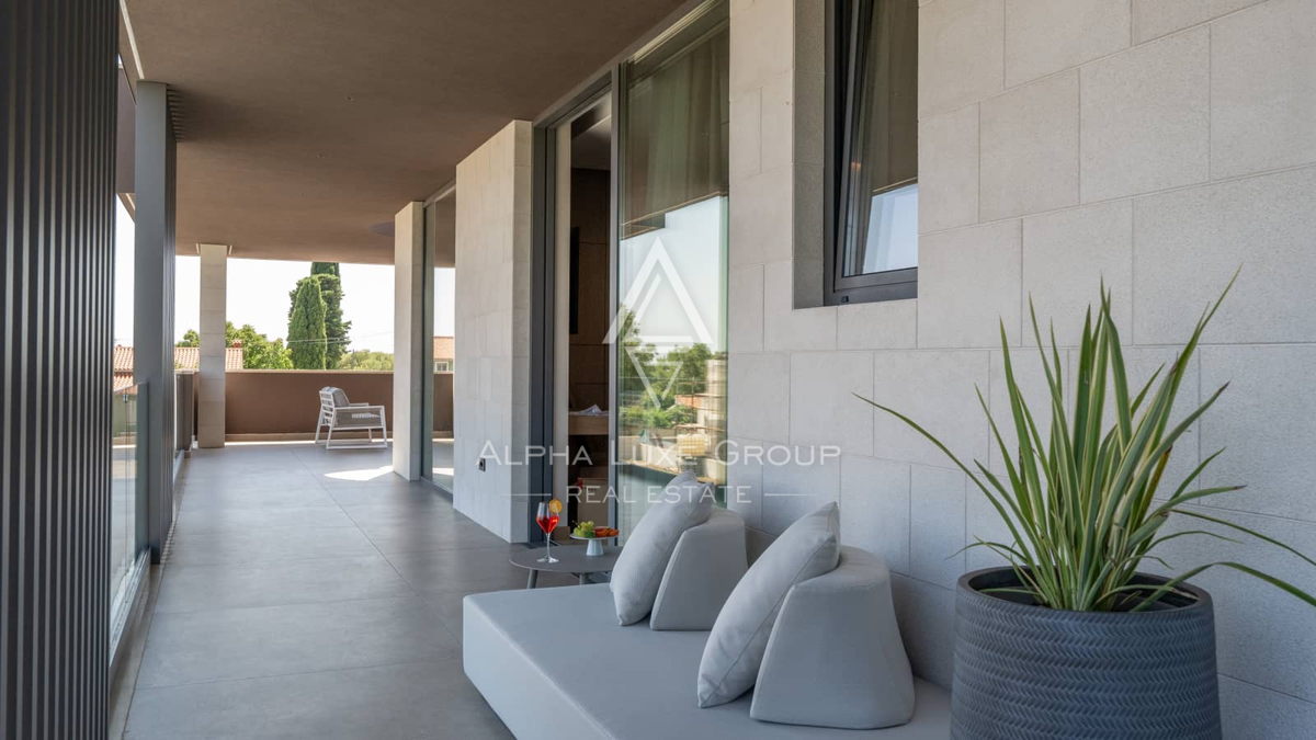 Istria, Krnica: Villa moderna con panorama mare