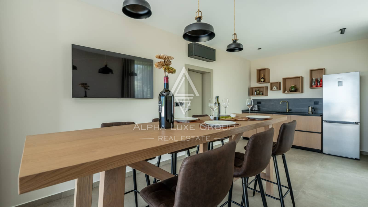 Istria, Krnica: Villa moderna con panorama mare