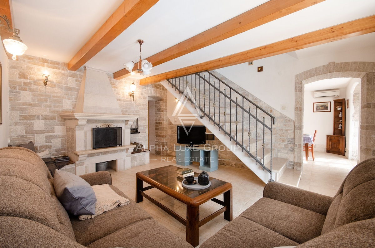 Istria, Rovinj: Villa in pietra con piscina potenziale