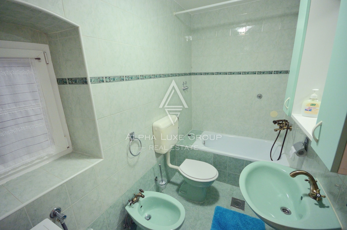 Istria, Rovinj: Villa in pietra con piscina potenziale