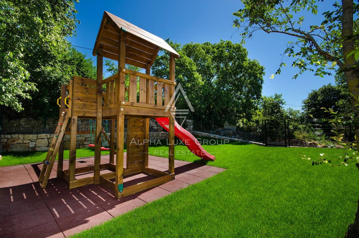 Istria, Rovinj: Villa in pietra con piscina potenziale