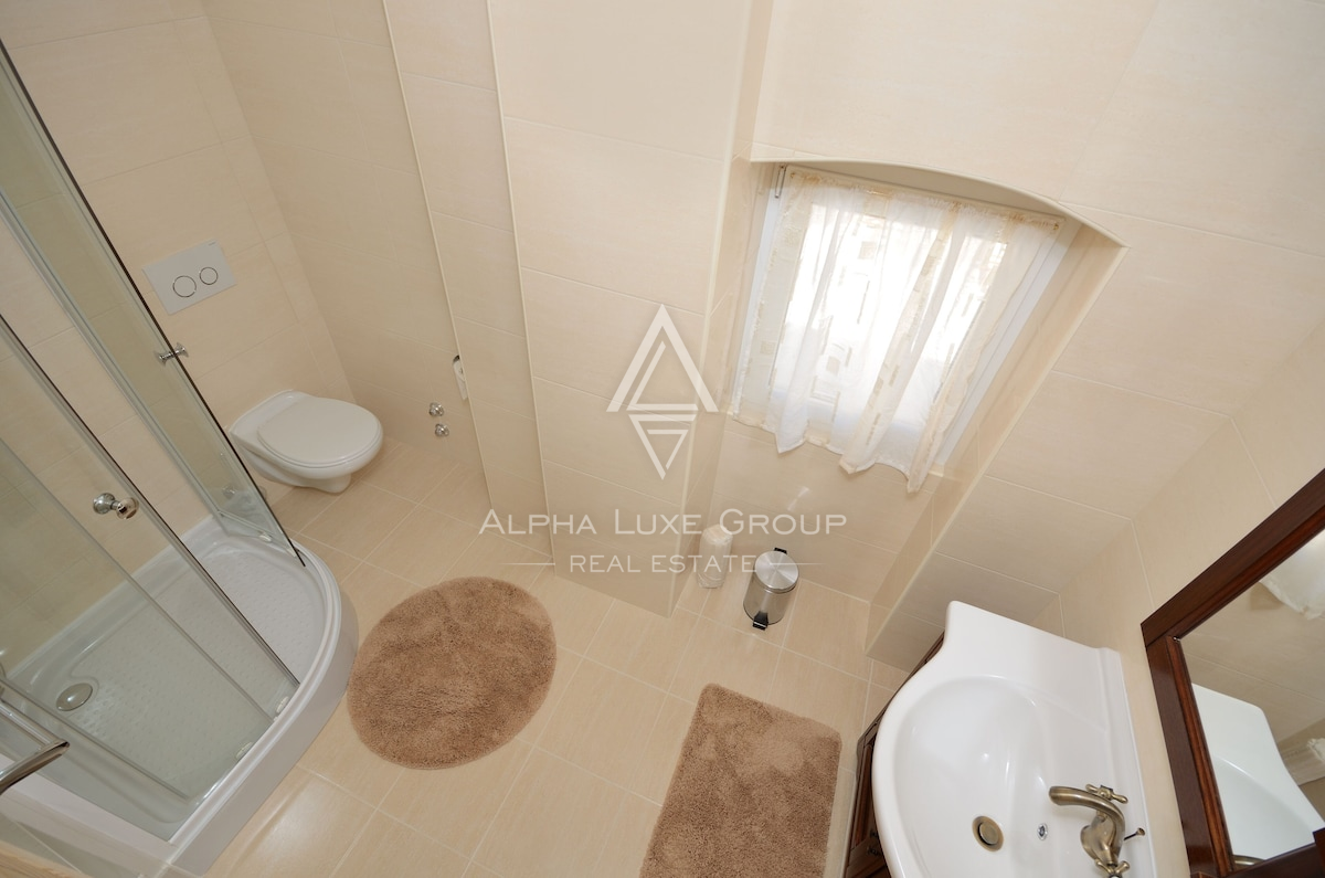 Istria, Rovinj: Villa in pietra con piscina potenziale