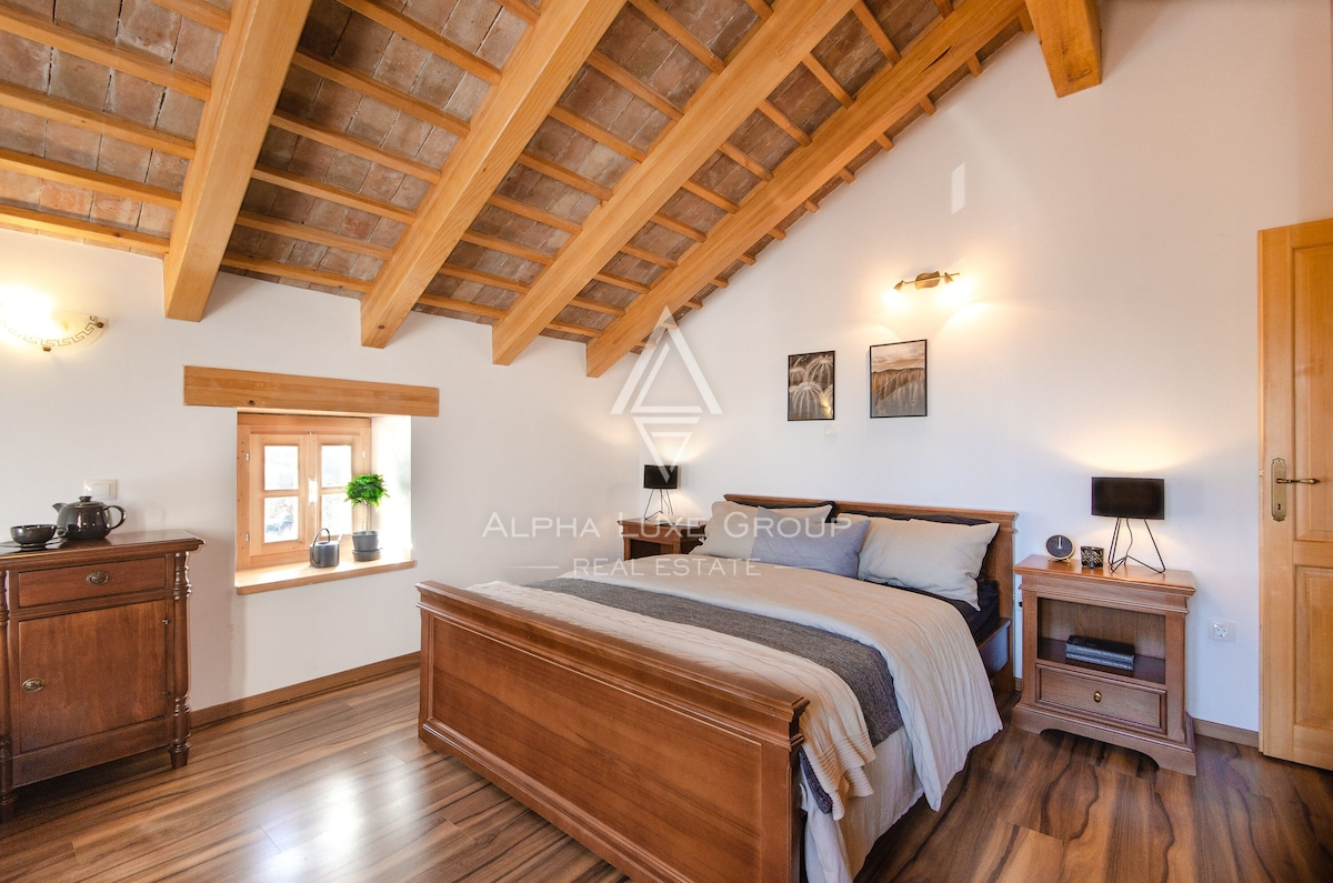 Istria, Rovinj: Villa in pietra con piscina potenziale