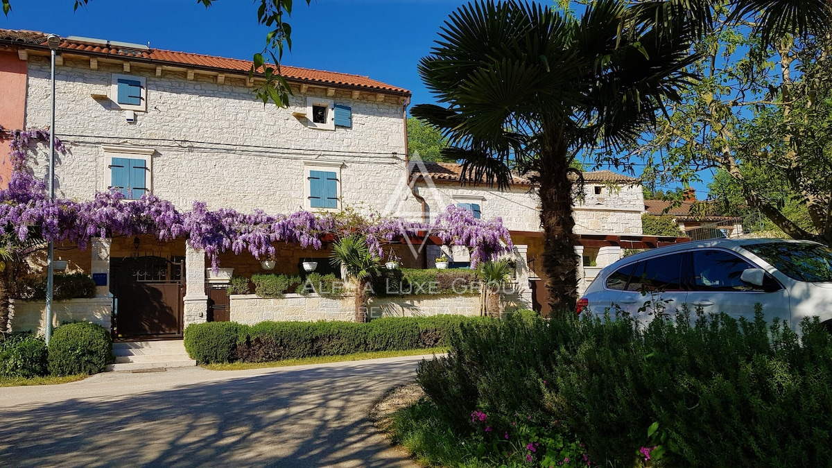 Istria, Rovinj: Villa in pietra con piscina potenziale