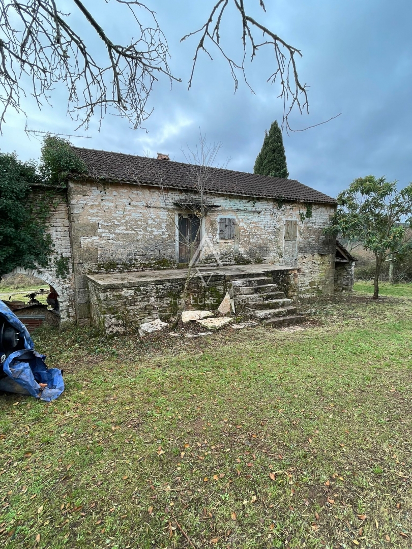 Istria, Oprtalj – Casa in pietra da ristrutturare