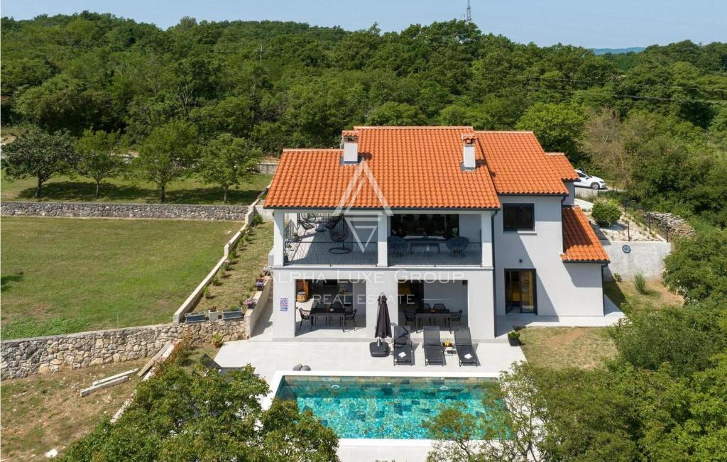 Istria, Labin: Villa con piscina ai margini del borgo