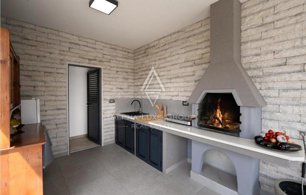 Istria, Labin: Villa con piscina ai margini del borgo