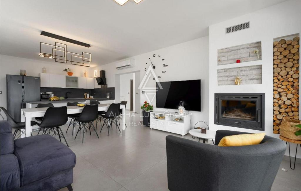 Istria, Labin: Villa con piscina ai margini del borgo