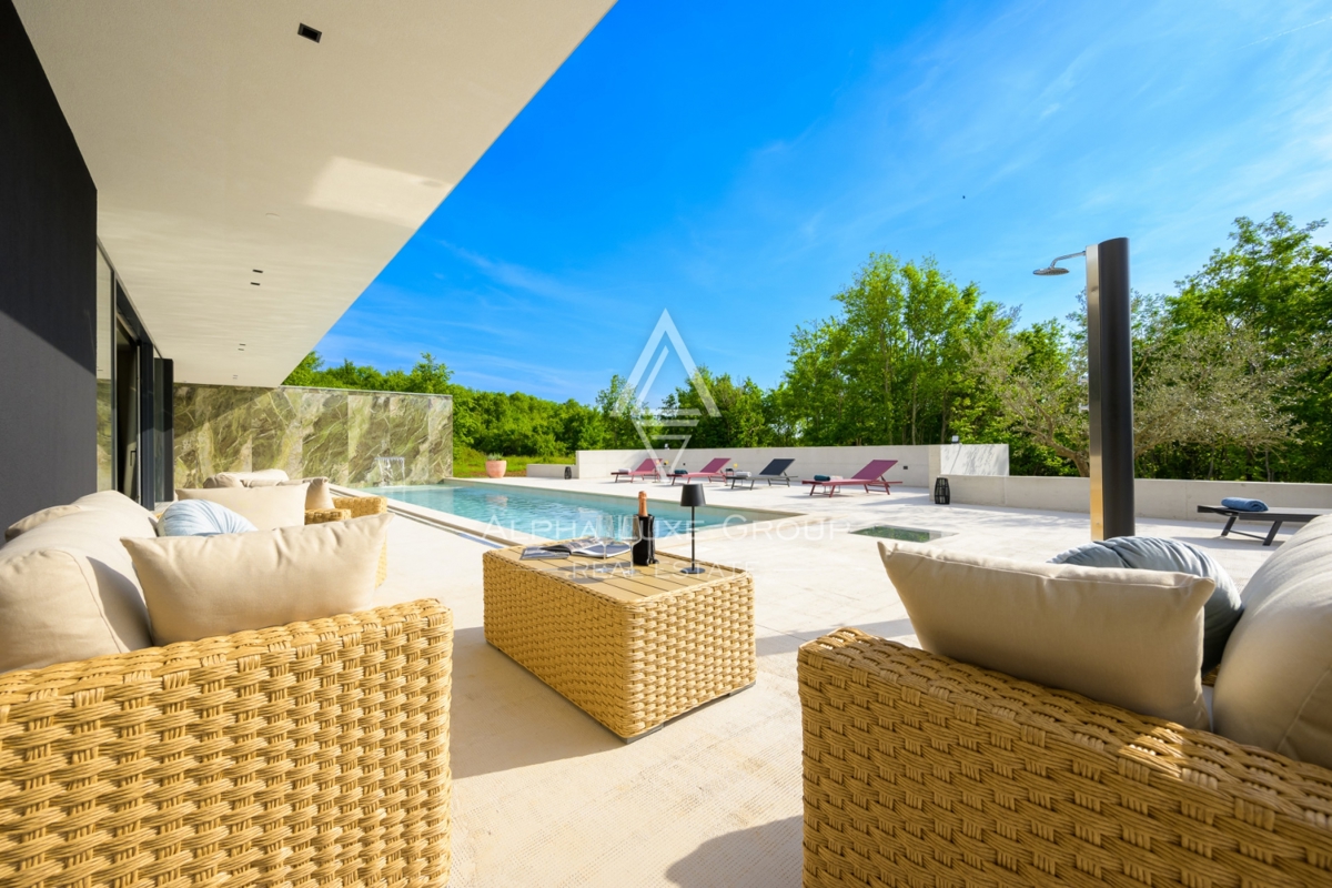 Istria, Grisignana: Villa di lusso con piscina