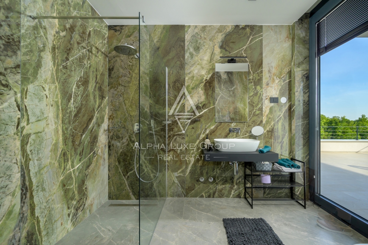 Istria, Grisignana: Villa di lusso con piscina