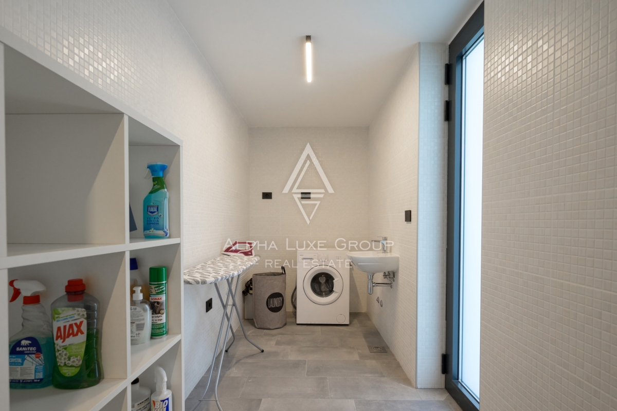 Istria, Grisignana: Villa di lusso con piscina