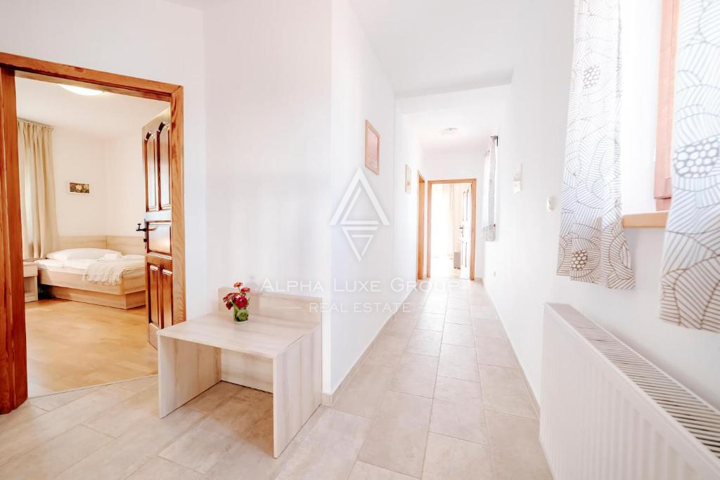 Istria, Višnjan: Incantevole casa rustica con piscina