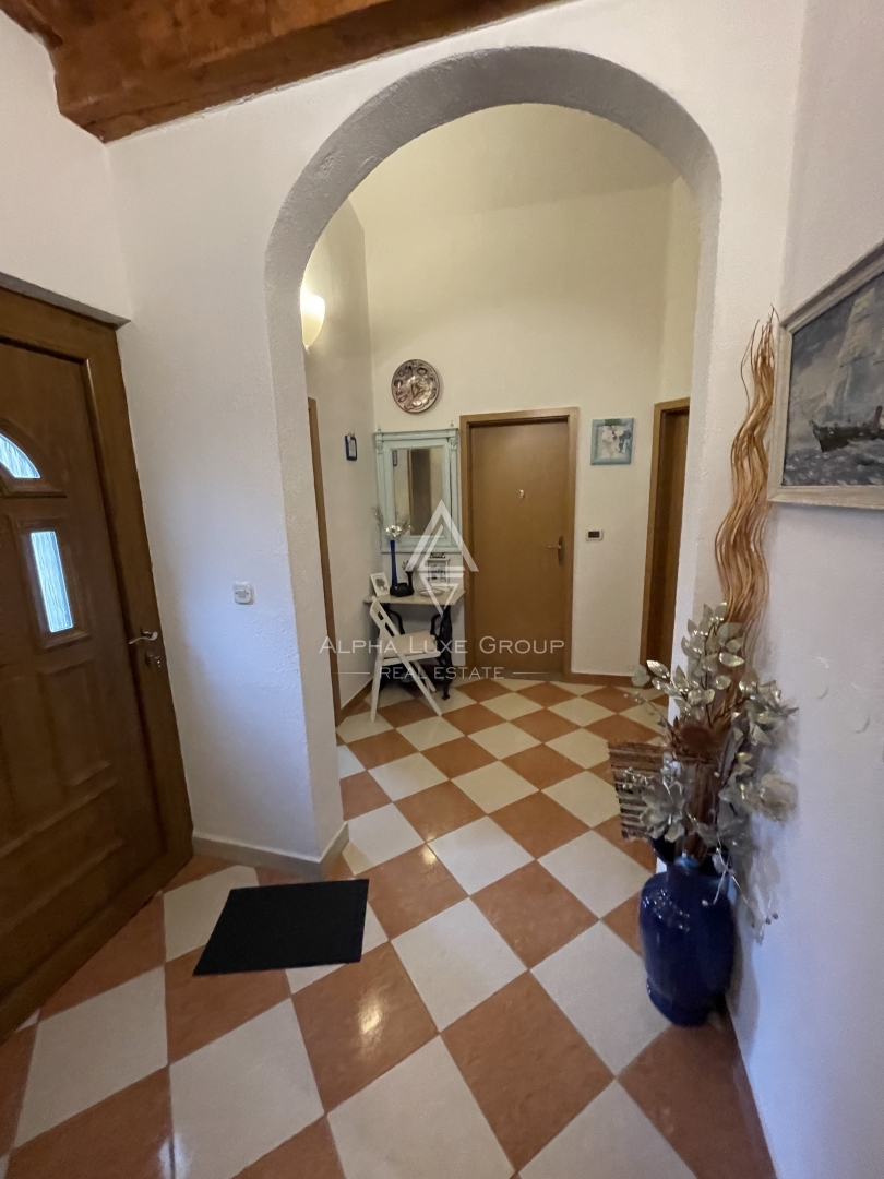 Istria, Poreč: Casa efficiente con soppalco