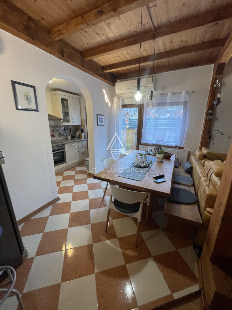 Istria, Poreč: Casa efficiente con soppalco