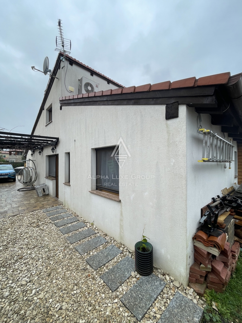 Istria, Poreč: Casa efficiente con soppalco