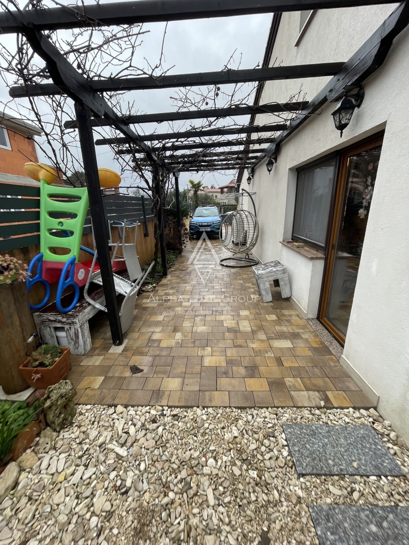 Istria, Poreč: Casa efficiente con soppalco