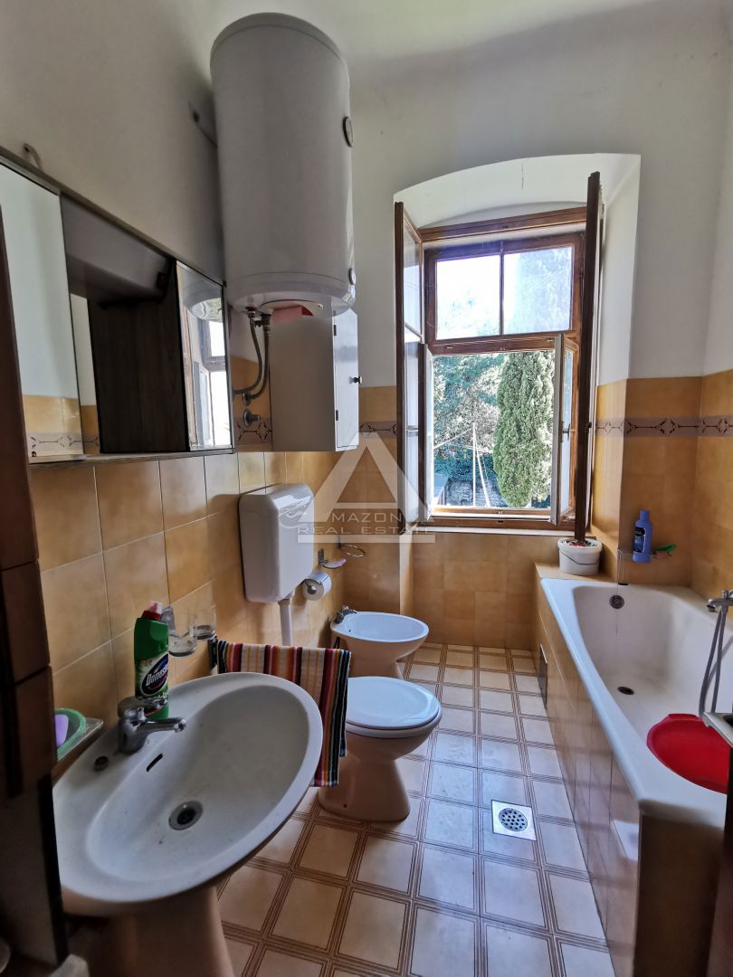 Appartamento Monte Zaro, Pula, 127m2