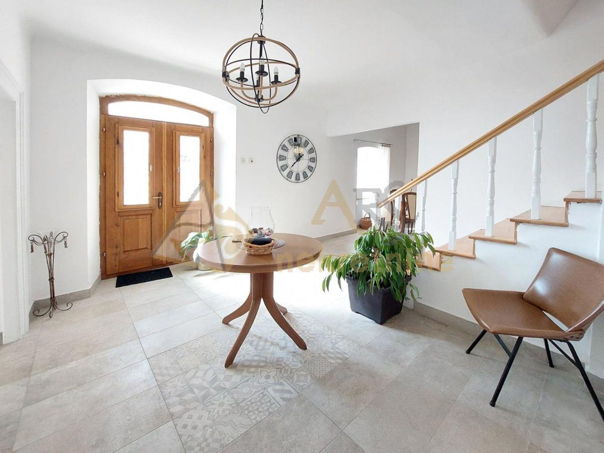 STONE HOUSE WITH BEAUTIFUL GARDEN