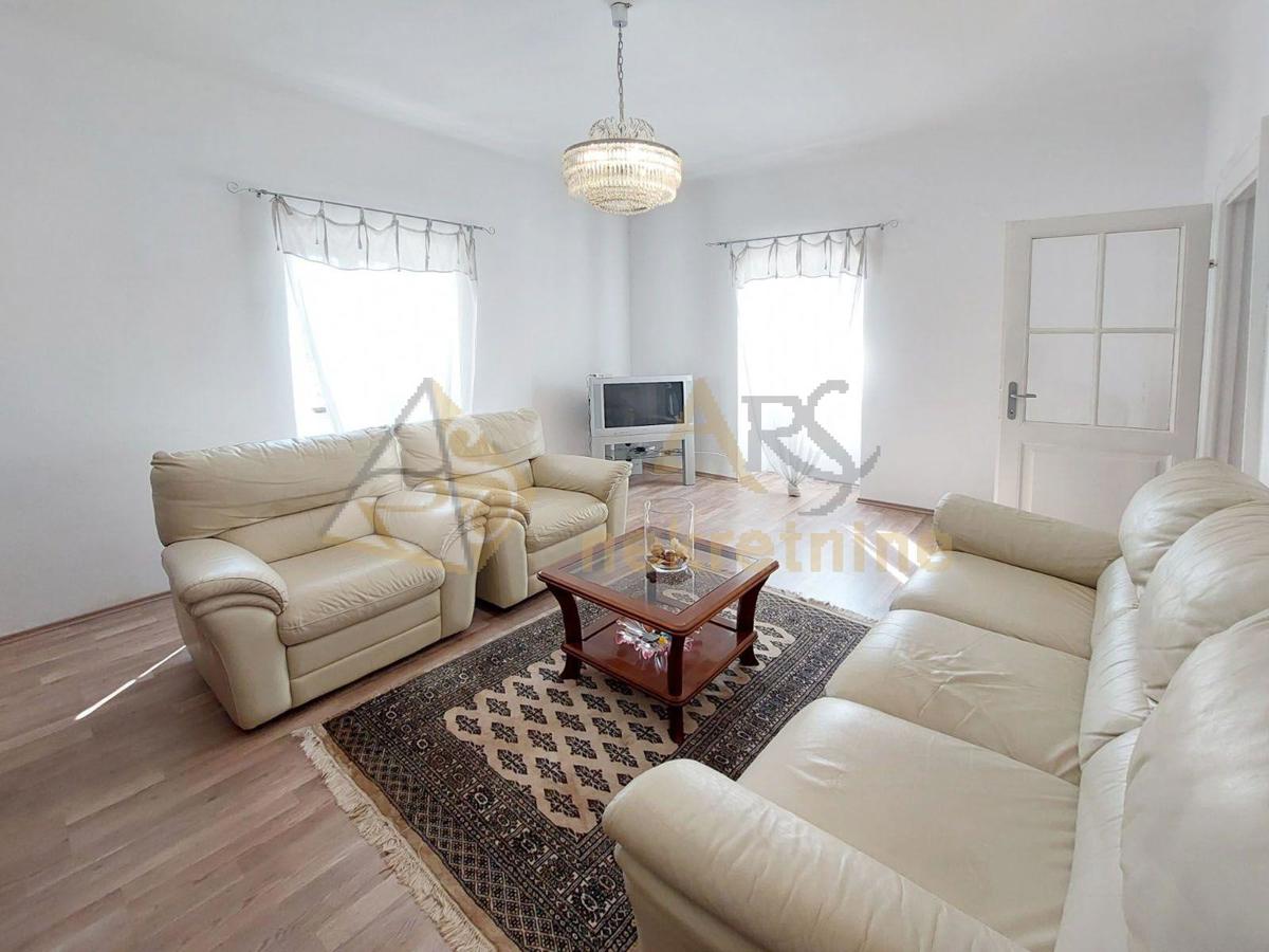 STONE HOUSE WITH BEAUTIFUL GARDEN