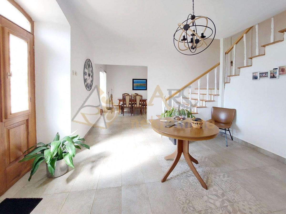 STONE HOUSE WITH BEAUTIFUL GARDEN