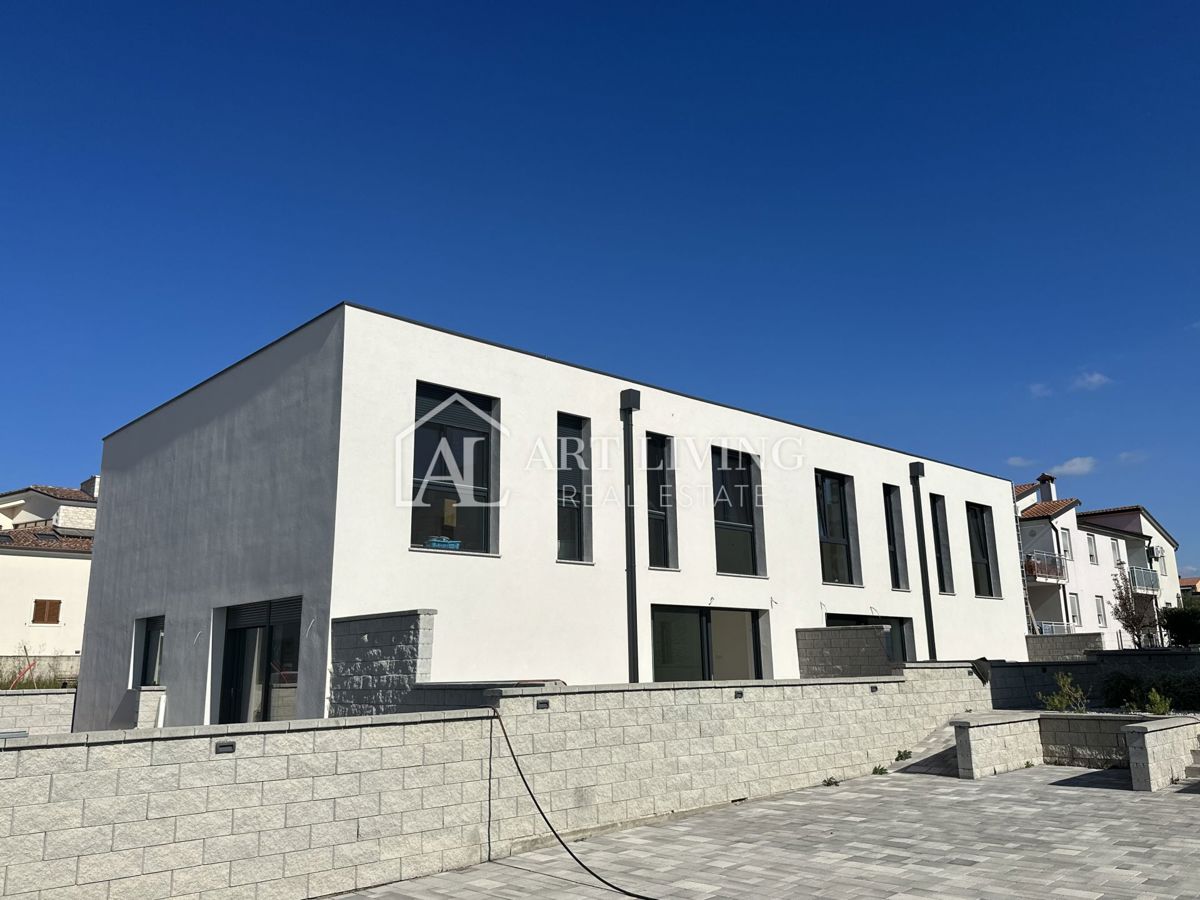 Istria, Cittanova - Casa a schiera in una posizione TOP - DI NUOVA COSTRUZIONE