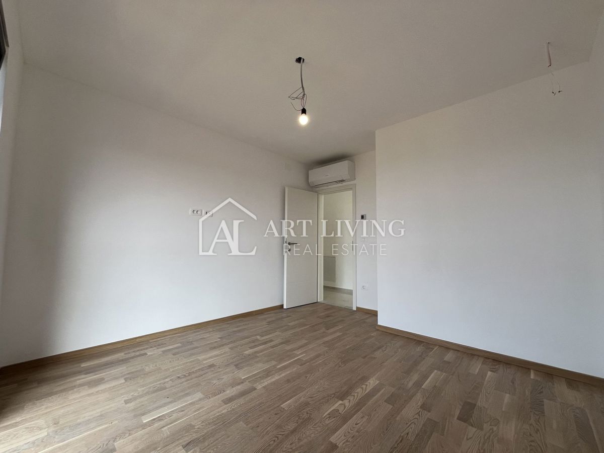 Umago, trosobni stan, 109 m2, con una posizione bella e attraente