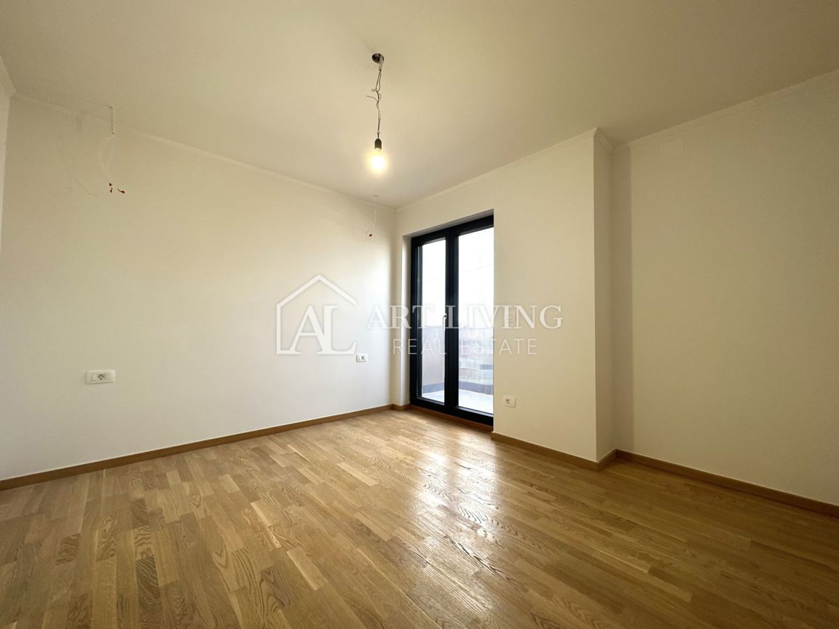 Umago, trosobni stan, 109 m2, con una posizione bella e attraente