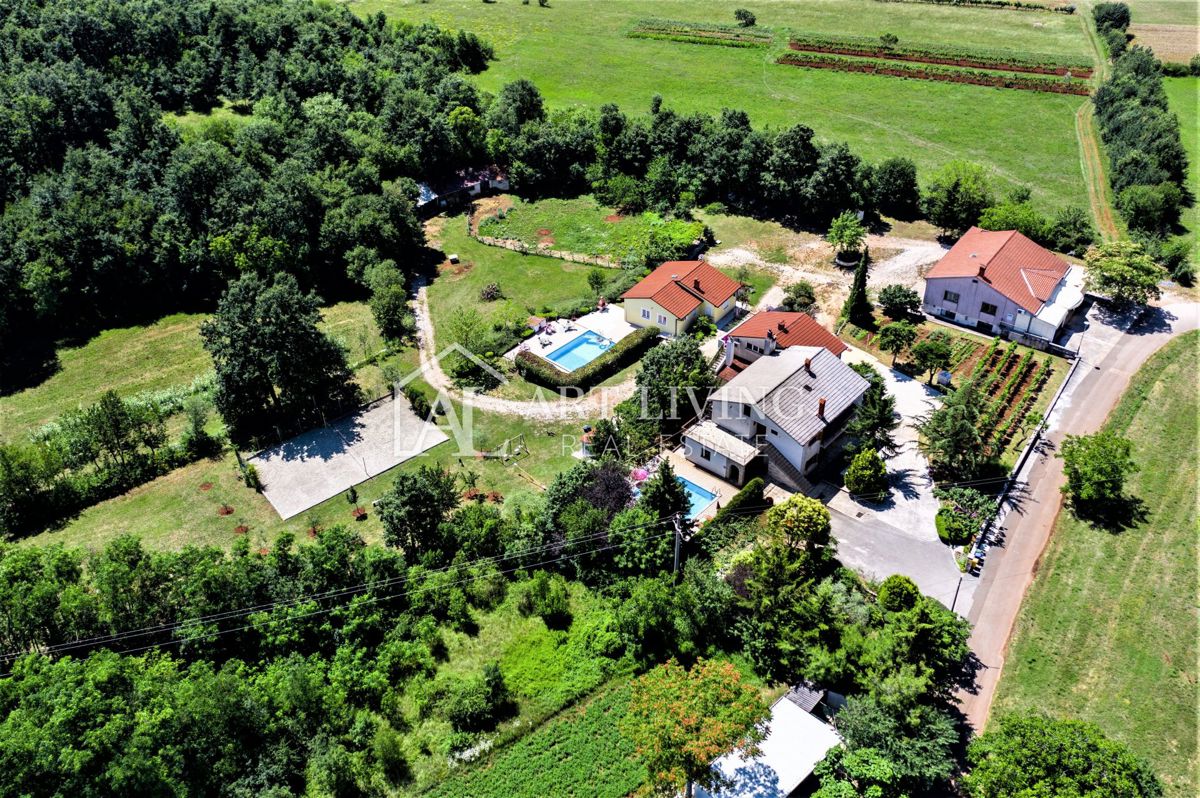 Casa Žminj, 630m2