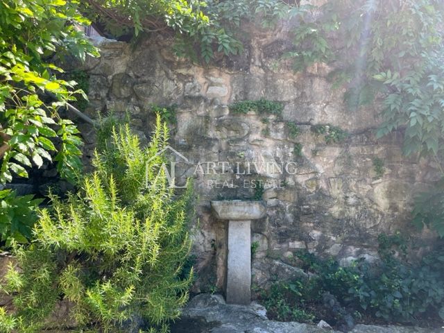 Buje - dintorni, villa istriana in pietra con una vista unica sul mare e sul paesaggio