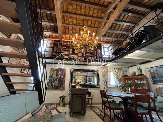 Buje - dintorni, villa istriana in pietra con una vista unica sul mare e sul paesaggio